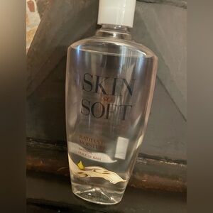 Avon Skin So Soft Radiant Moisture